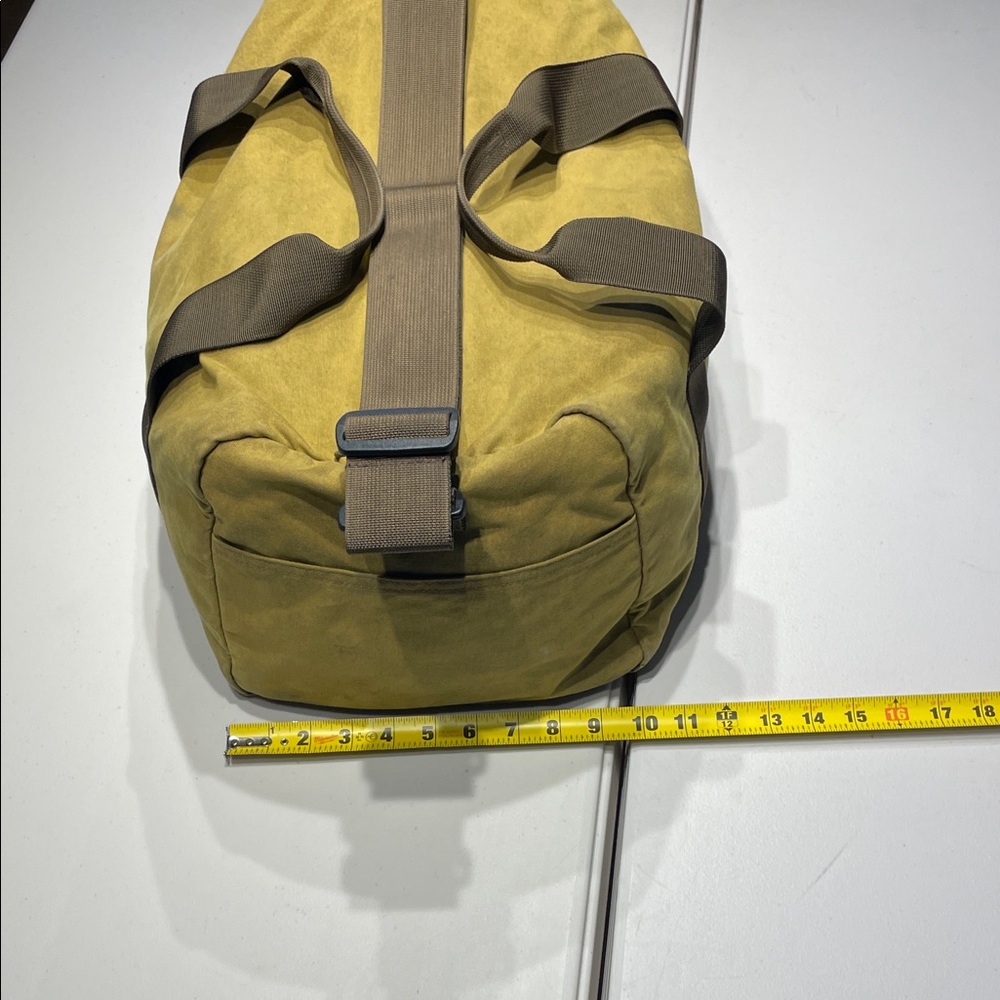 Filson Dry Tin Cloth Duffel Rare American-Made size Small, lightweight. - Picture 9 of 10